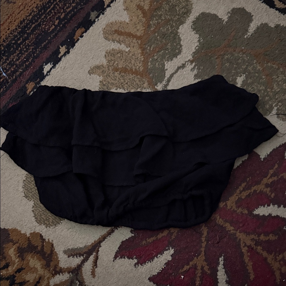 Forever 21 Black ruffled tube crop top